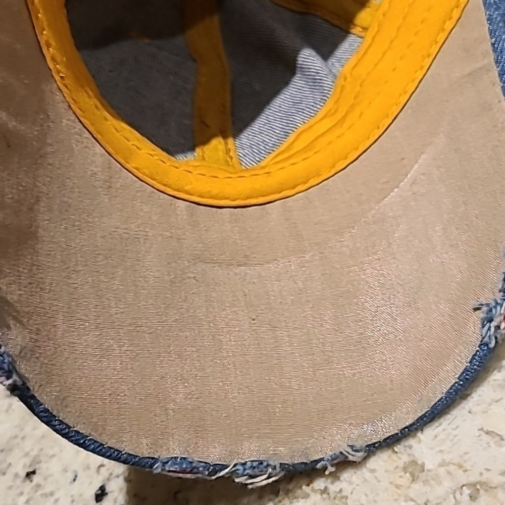 Denim and Rhinestone cap, beautiful cross decor and adjustable strap.(#365g) - Picture 4 of 11